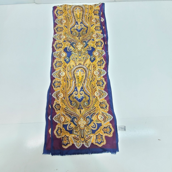 Vintage Oscar De La Renta 100% Pure Silk  Paisley Scarf Wrap - Picture 2 of 6